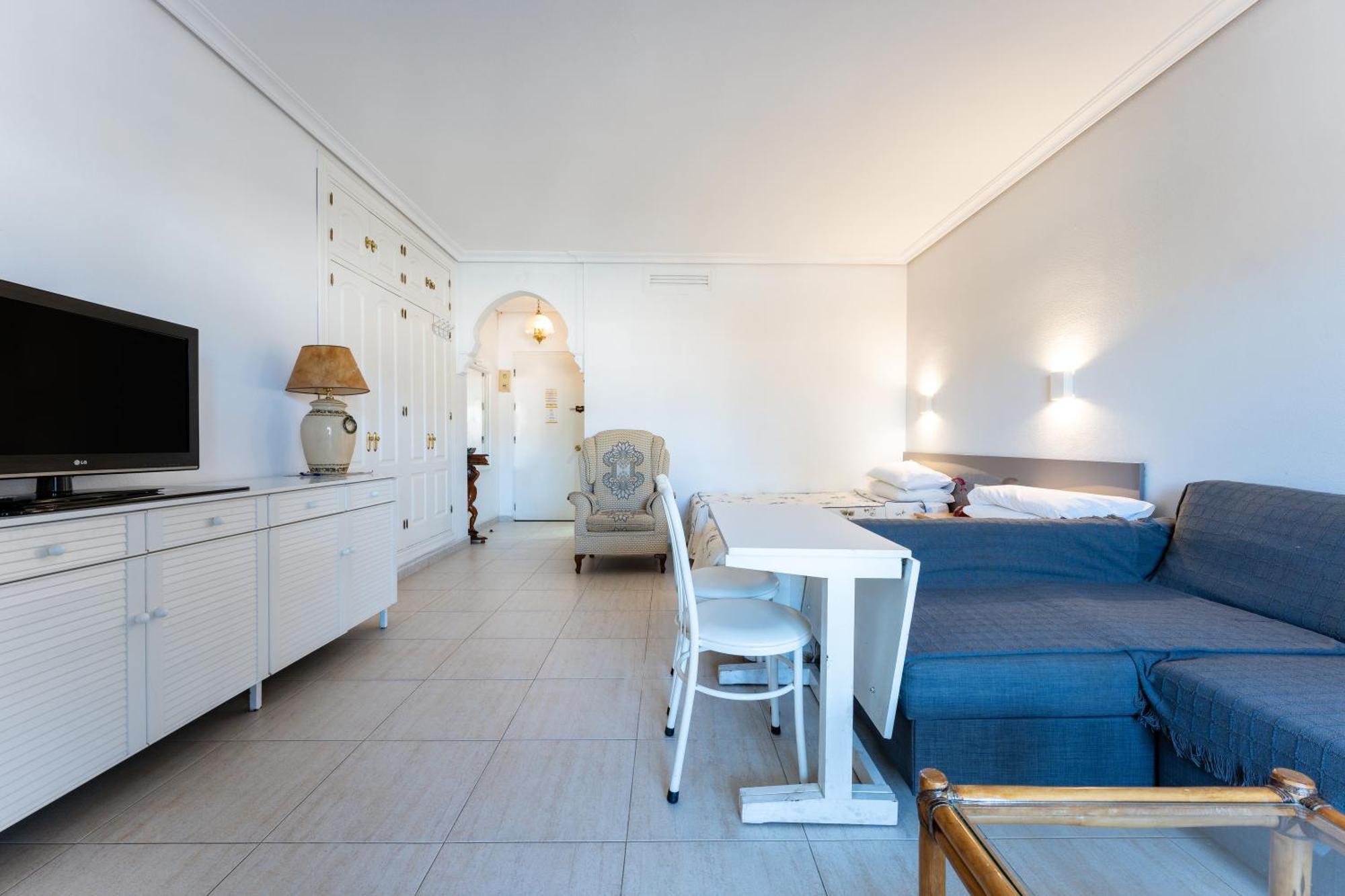 Pyr Partial Seaview Apartment Fuengirola