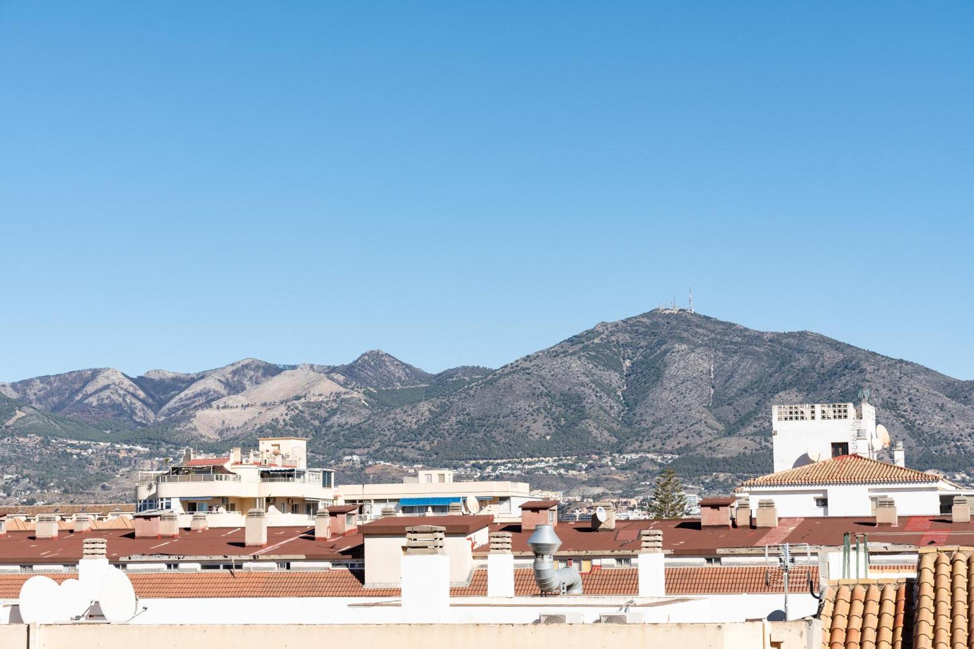 Apartment Pyr Partial Seaview Fuengirola